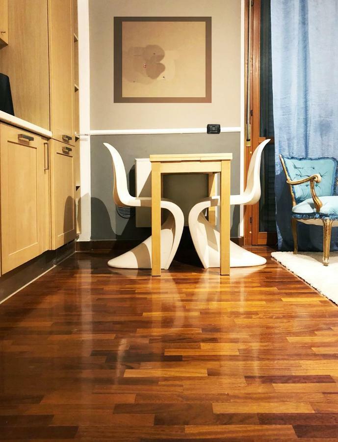 Golden Suite apartment&day use Milan Extérieur photo
